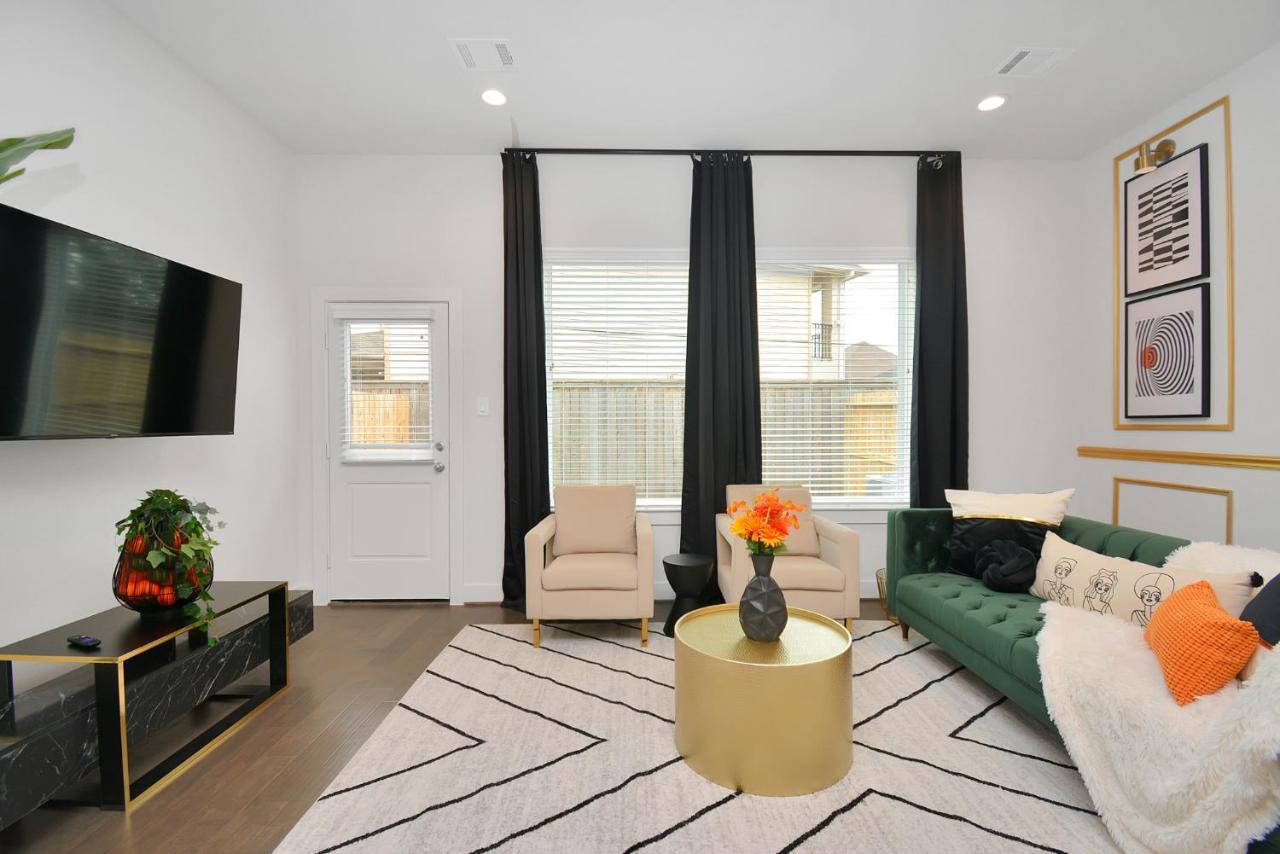 Emerald Palace - New, Modern 3Br Townhome Close To Downtown, Nrg, Med Ctr هيوستن المظهر الخارجي الصورة