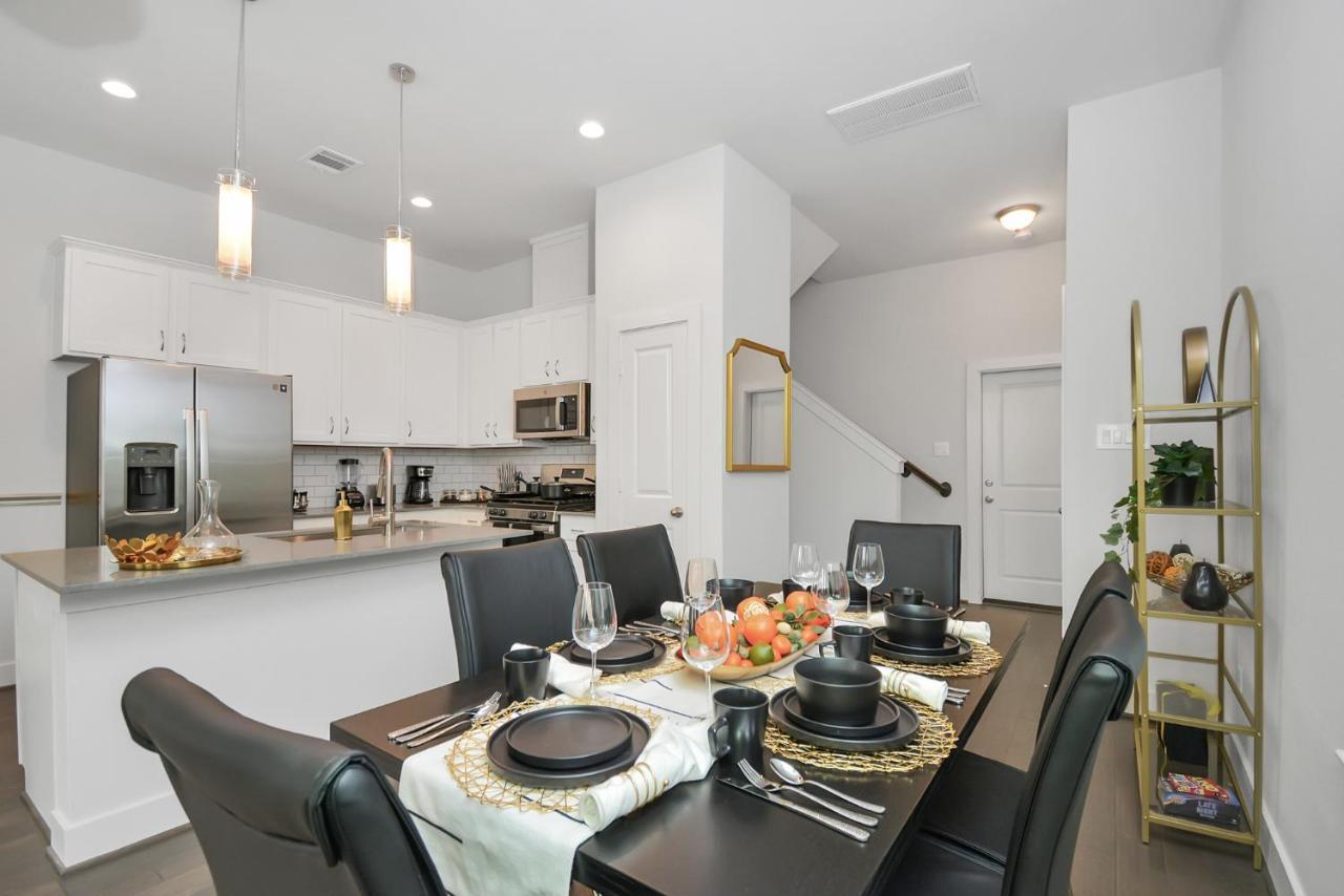 Emerald Palace - New, Modern 3Br Townhome Close To Downtown, Nrg, Med Ctr هيوستن المظهر الخارجي الصورة